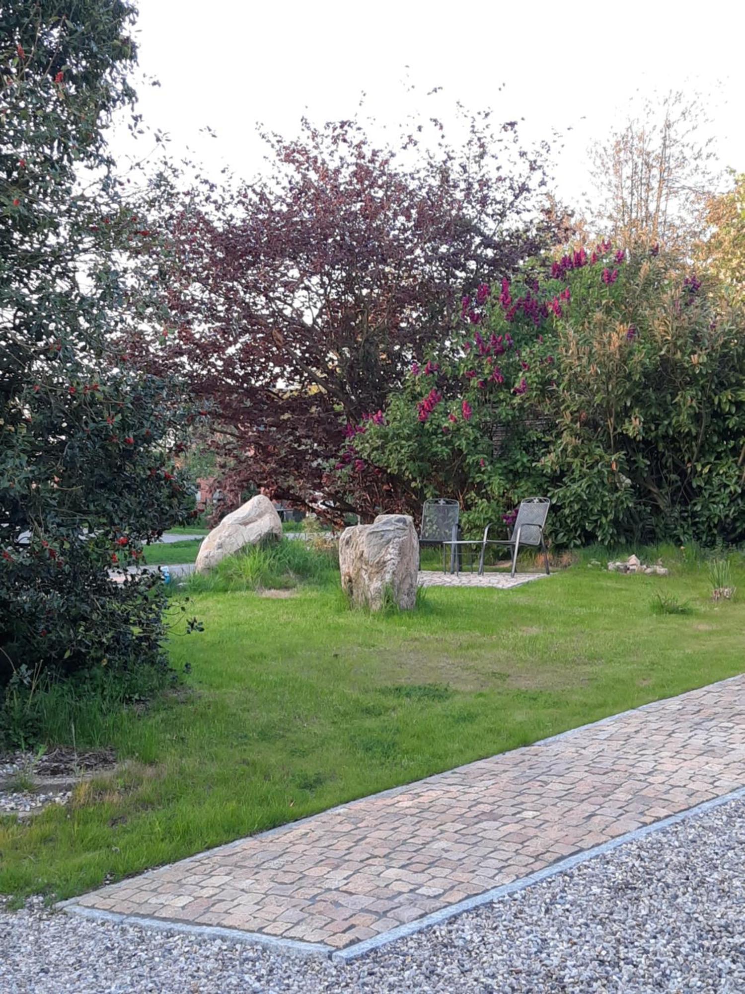 Am Thie Apartment Hoisdorf Екстериор снимка